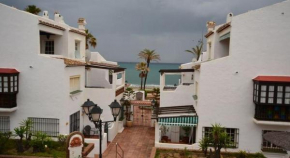 Puerto de la duquesa beach apartment, San Luis De Sabinillas